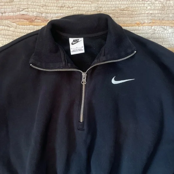 Women’s Nike Sportswear Phoenix Fleece Black Half Zip Cropped Pullover - Picture 6 of 8